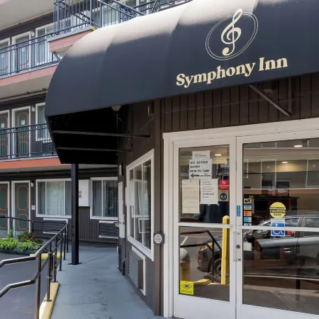 Symphony Inn Отели рядом с достопримечательностью «Уэстерн-Аддишен»