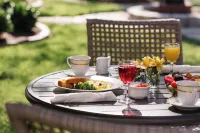 The Edenton Collection-The Granville Queen Inn - breakfast