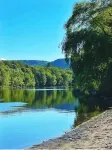 3 Bedroom Chic Condo - Community Pool and Tennis - 1 Mile to Mount Snow - 4-Sterne