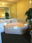 Lockport Inn and Suites - Badekar