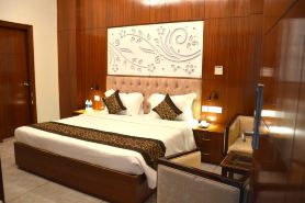 Hotel Roselle Inn, Lucknow