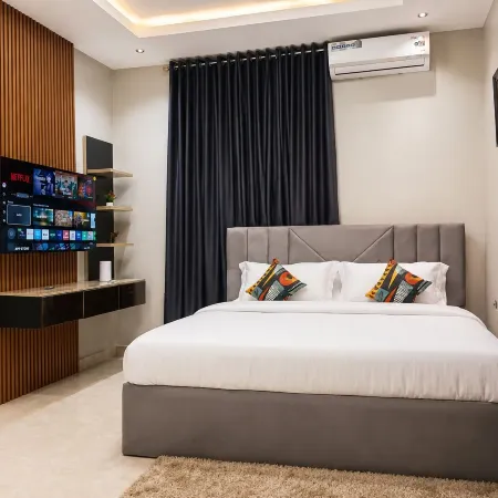 The Address 127 - Refined Apartments