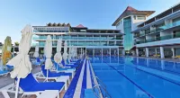 Ceti̇n Presti̇ge Resort - Pools