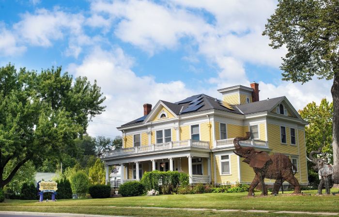 Ringling House Bed & Breakfast