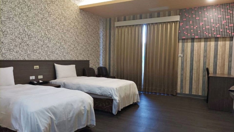 Crystal Hotel