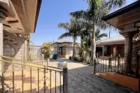 2030 View Lodge - 2-Star