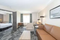 Sandman Hotel & Suites Regina - Pool