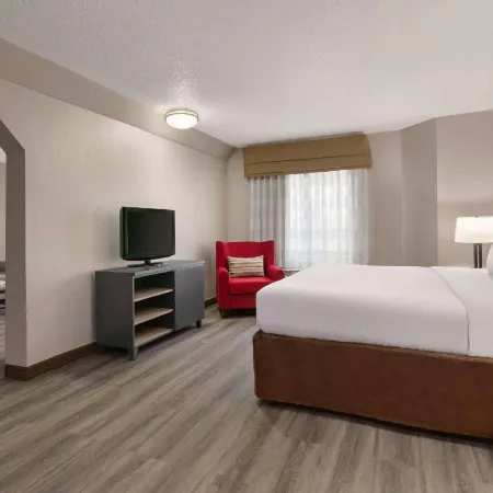 Country Inn & Suites by Radisson, Roanoke Rapids, NC