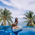 Bintana Sa Paraiso Naasag - Pools