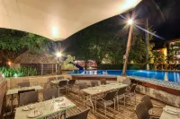 Hotel Ciudad Real Palenque - 3-Star