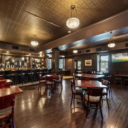 Waynebrook Inn