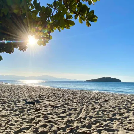 Apê a 150m da praia de Canasvieiras
