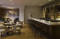 Renaissance Meadowlands Hotel - bar