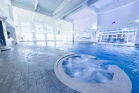 Village Hotel Hull - موقف سيارات