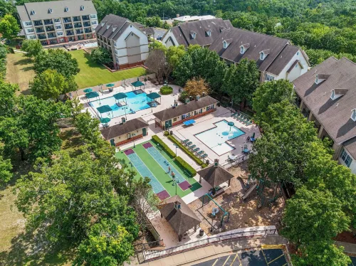 French Quarter Resort - Boutique