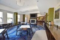 Fairfield Inn & Suites Grand Junction Downtown/Historic Main Street - breakfast