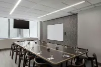 Fairfield Inn & Suites Chicago Downtown/Magnificent Mile - 3-Star