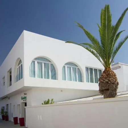 Hotel Senderos