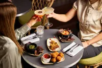 The Bristol Hotel - breakfast