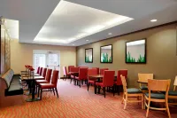 TownePlace Suites Harrisburg Hershey - Frühstück