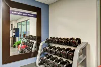 Hampton Inn & Suites by Hilton Guelph - Gym
