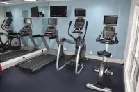Holiday Inn Express & Suites Mcpherson by IHG - Gym