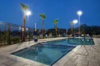 TownePlace Suites Phoenix Glendale Sports & Entertainment District - Pools