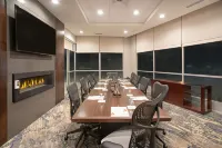 Hilton Garden Inn Omaha Aksarben Village - Kitchens