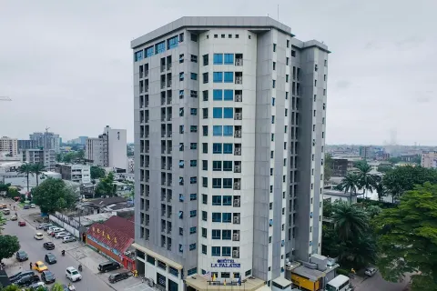Hotel la Falaise Bonapriso