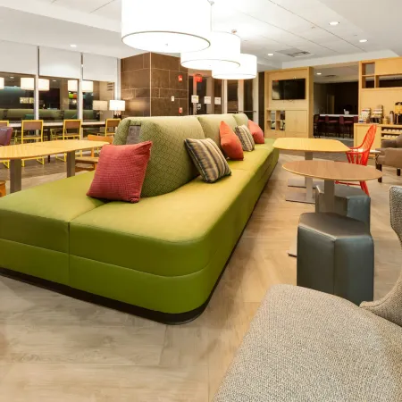 Home2 Suites by Hilton Newark Airport
