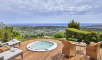 Château Saint-Martin & Spa - an Oetker Collection Hotel - Hot Tub