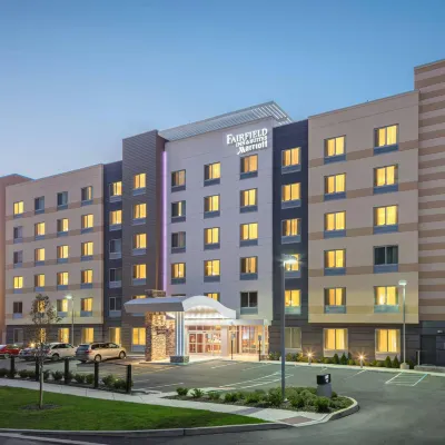 Fairfield Inn & Suites by Marriott North Bergen 애이버리 피셔홀 주변 호텔