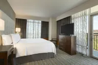 Embassy Suites by Hilton Greenville Downtown Riverplace - Balkoner