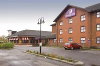 Premier Inn Manchester (Prestwich) - Parkplatz