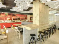 Ibis Guadalajara Expo - bar