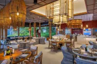 Avani+ Fares Maldives Resort - spa