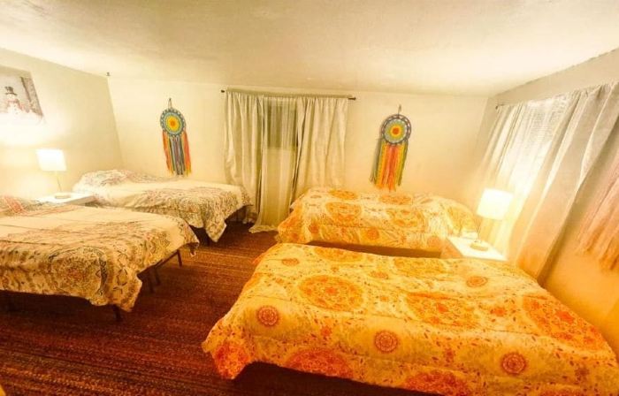 Anissa Shasta Hostel