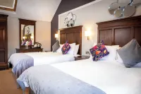 Nevins Newfield Inn Ltd - 3 ดาว