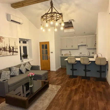 Luxury Flat With Parking & Underfloor Heating