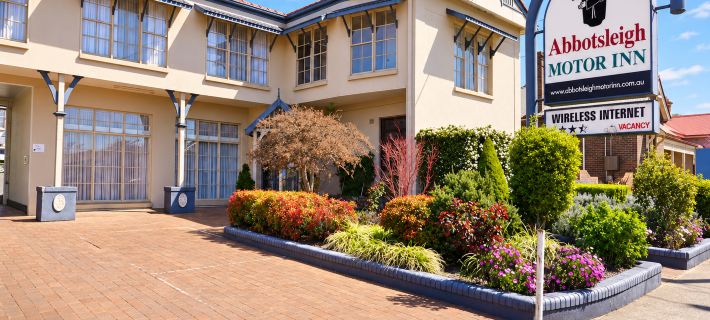 Abbotsleigh Motor Inn Hotels in Armidale