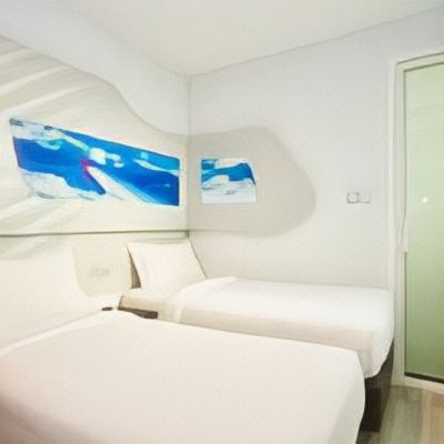 Ibis Budget Singapore Selegie Staycation Approved Singapore 21 Room Price Deals Review Trip Com