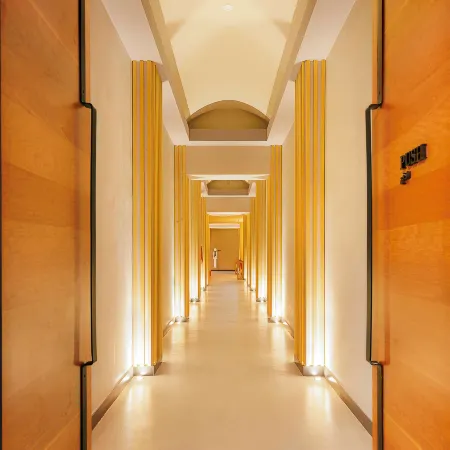 Radisson Blu Hotel and Resort Abu Dhabi Corniche