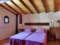 Rural House la Zambrana Hotels near Hoyo