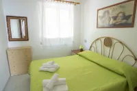 Holiday Home in Sciacca Mare: Tennis / Soccer Field, Barbecue, Wifi, Kitchenette