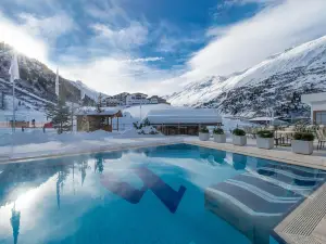 Hochfirst Luxury Mountain Resort