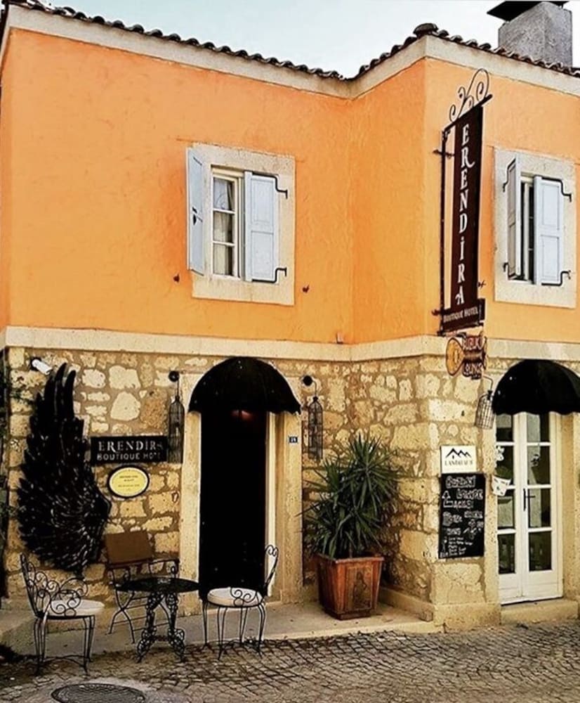 Erendira Hotel - Special Category