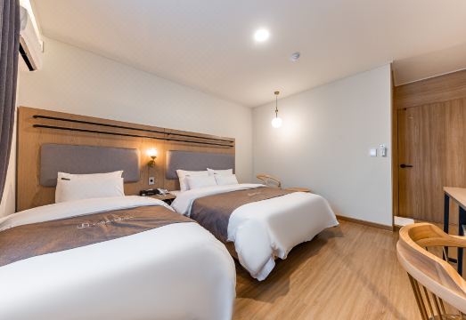 호텔어반브라운 내부 전경