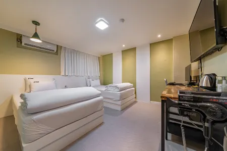 Siheung Hotel Am Отели в г. Сихын