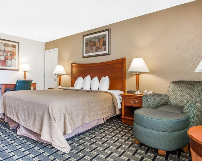 Quail Inn and Suites