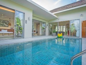 Yipmunta pool villa phuket